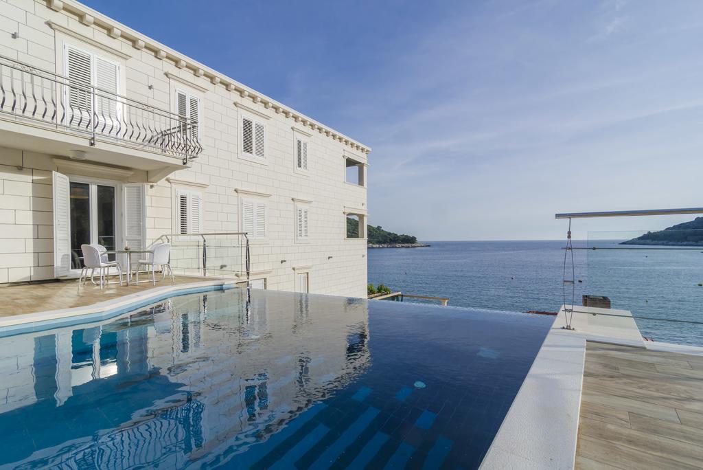 Apartment Pine Tree Boutique Apartments Saplunara