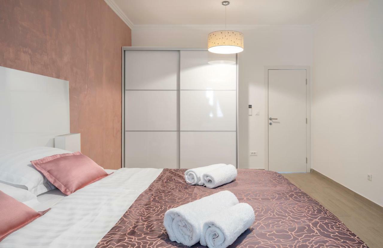 Pine Tree Boutique Apartments Saplunara