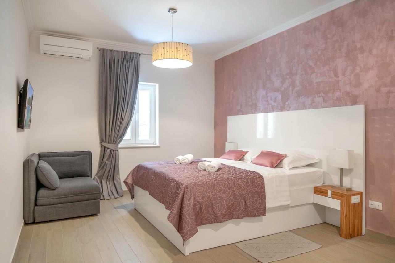 Pine Tree Boutique Apartments Apartment *