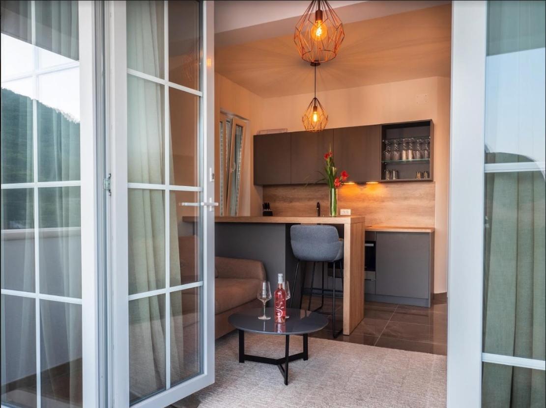Pine Tree Boutique Apartments