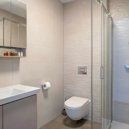 Pine Tree Boutique Apartments Saplunara Exterior photo