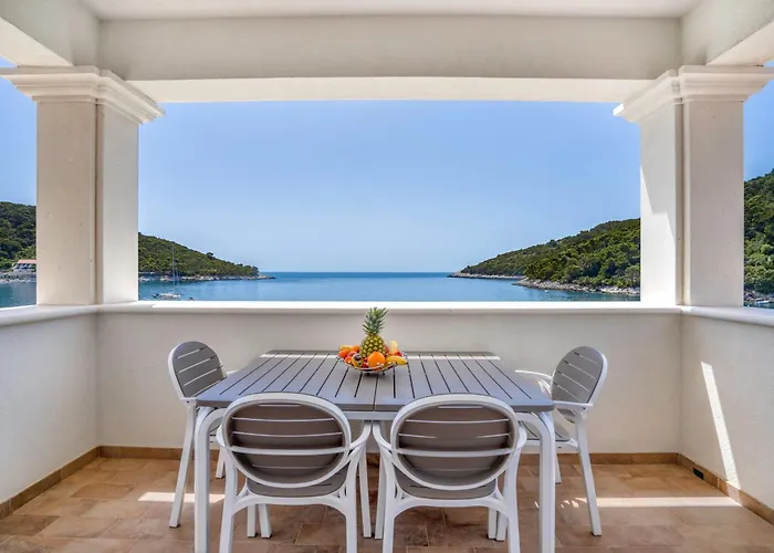 Pine Tree Boutique Apartments