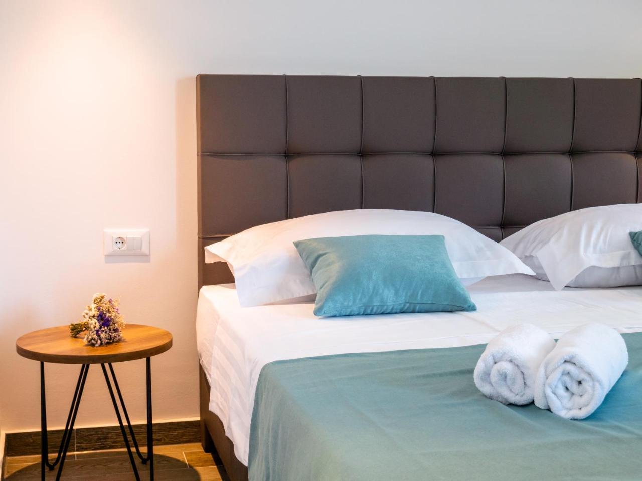 Pine Tree Boutique Apartament
